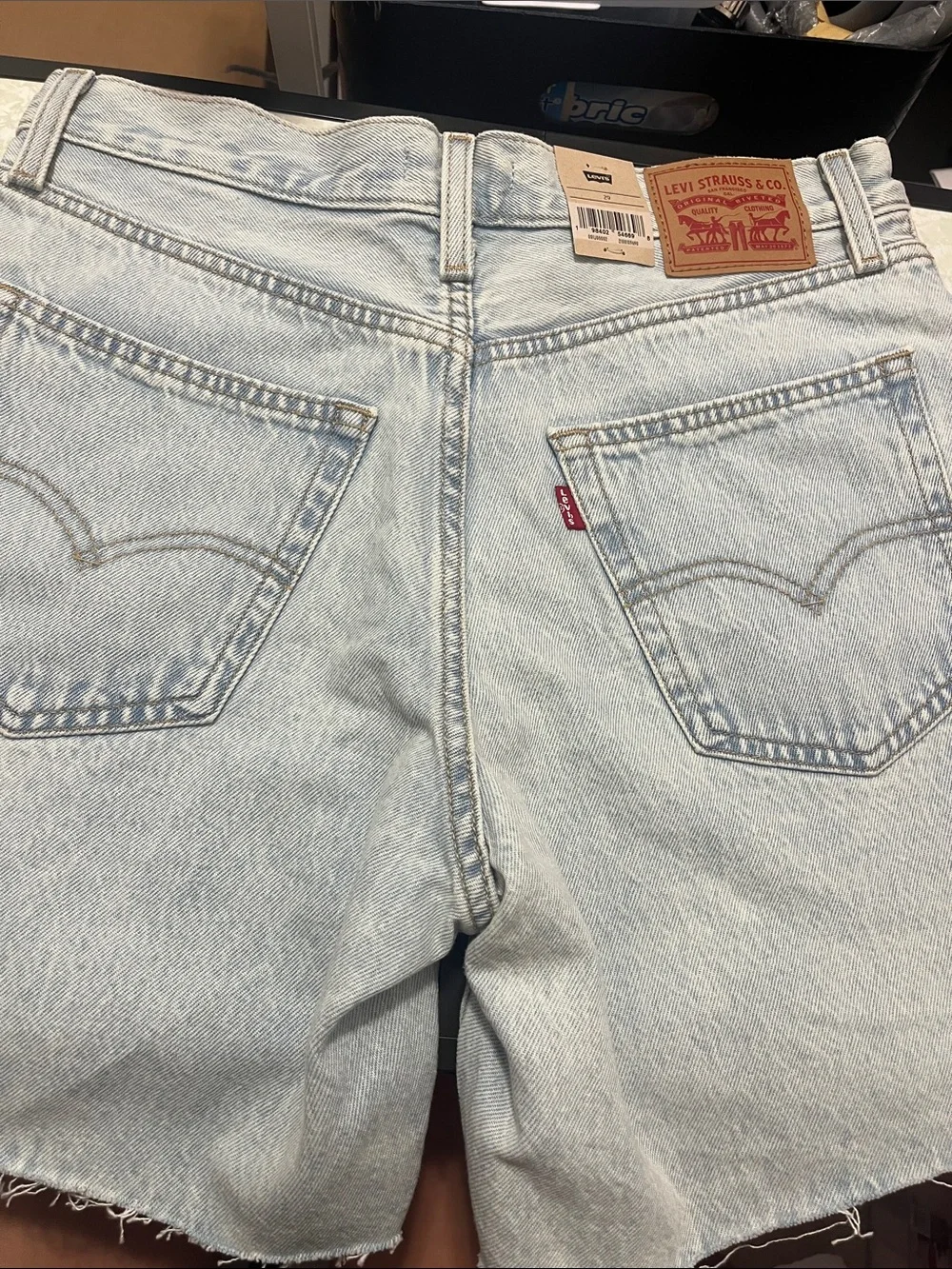 Levi's Men's Light Wash Baggy Denim Shorts NWT